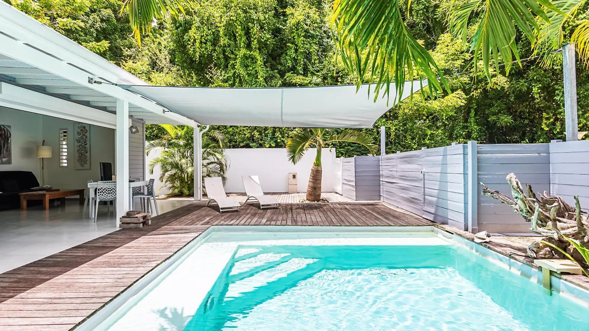 Villa Louise - Maison Climatisee Avec Piscine Saint-Francois